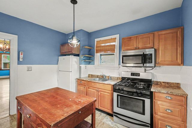 402 Linden Avenue, Southgate, KY 41071