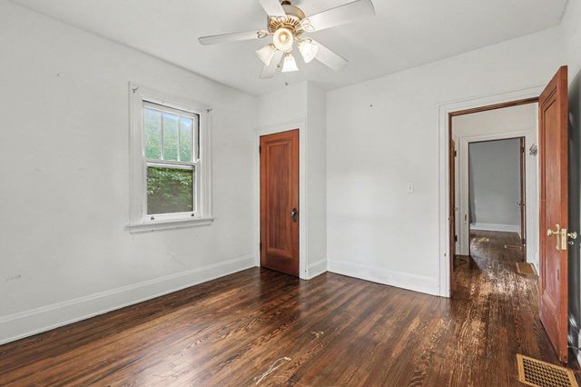402 Linden Avenue, Southgate, KY 41071