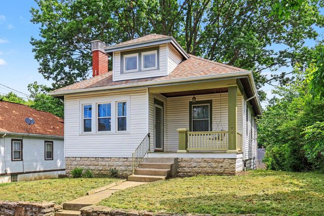 402 Linden Avenue, Southgate, KY 41071