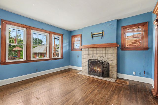 402 Linden Avenue, Southgate, KY 41071