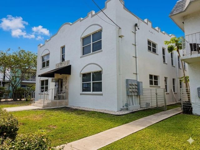 576 NE 63rd St 4, Miami, FL 33138