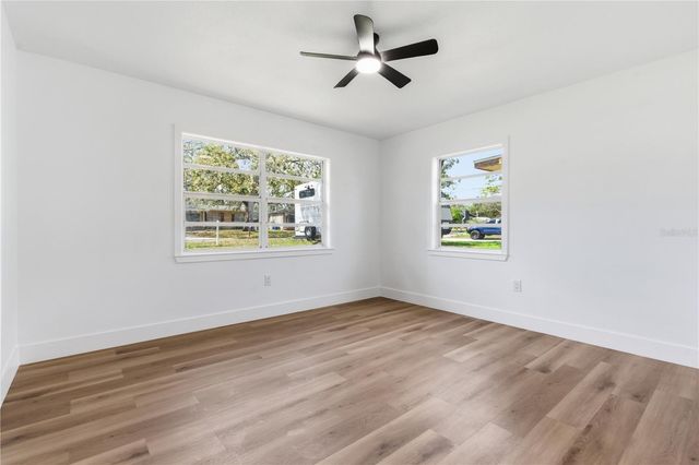 10945 N BOULEVARD, Tampa, FL 33612