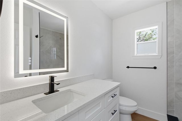 10945 N BOULEVARD, Tampa, FL 33612