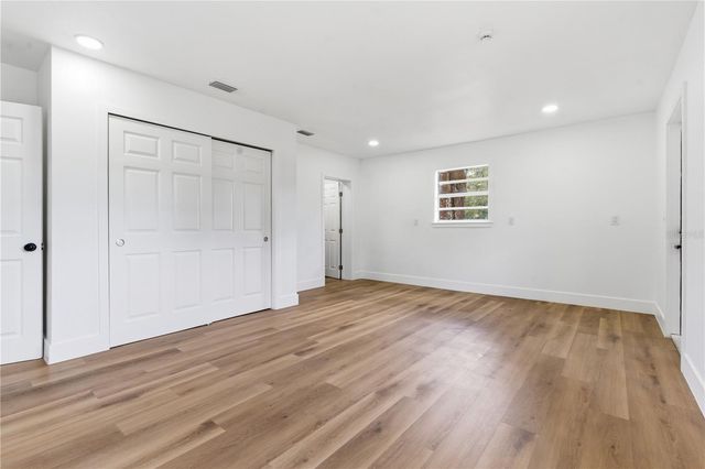 10945 N BOULEVARD, Tampa, FL 33612