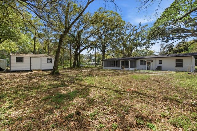 10945 N BOULEVARD, Tampa, FL 33612