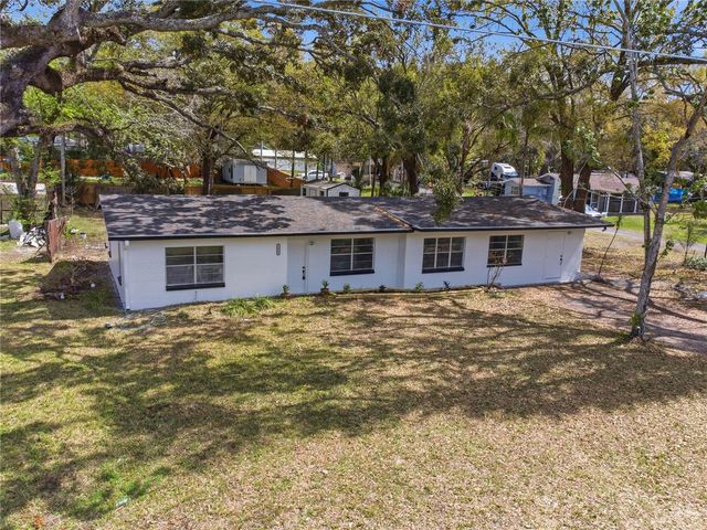 10945 N BOULEVARD, Tampa, FL 33612