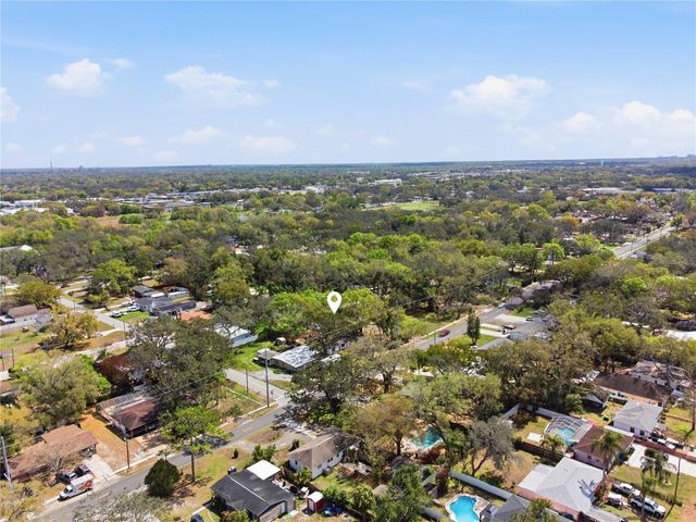 10945 N BOULEVARD, Tampa, FL 33612