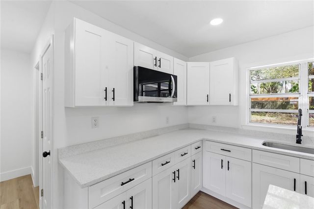 10945 N BOULEVARD, Tampa, FL 33612