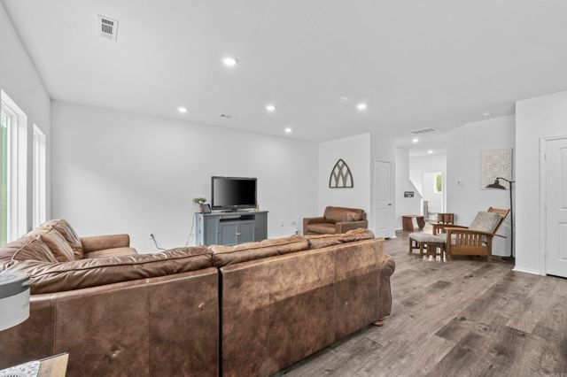 8004 Kim Drive, North Little Rock, AR 72113