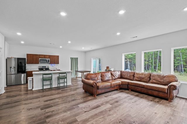 8004 Kim Drive, North Little Rock, AR 72113