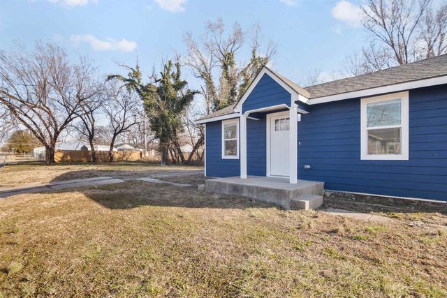 2601 E 11th St N, Wichita, KS 67214