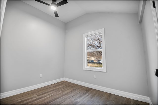 2601 E 11th St N, Wichita, KS 67214