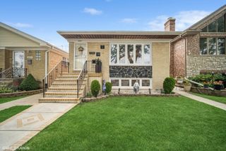3231 N Osage Avenue, Chicago, IL 60634