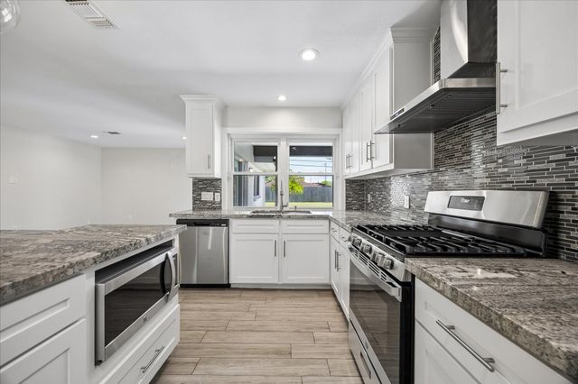 1722 Crownover Road, Houston, TX 77080