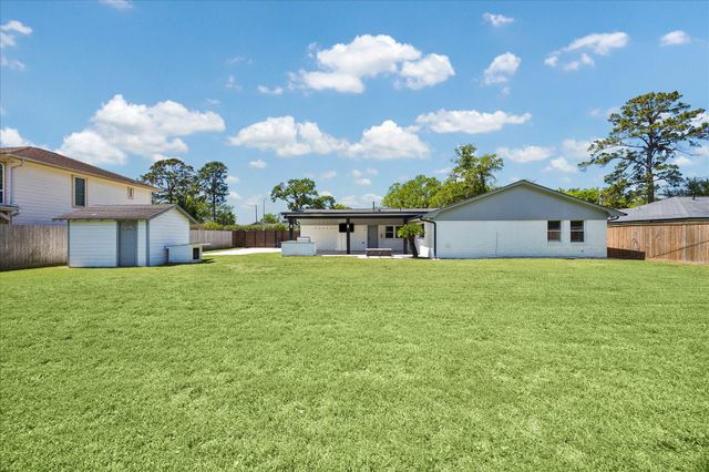 1722 Crownover Road, Houston, TX 77080