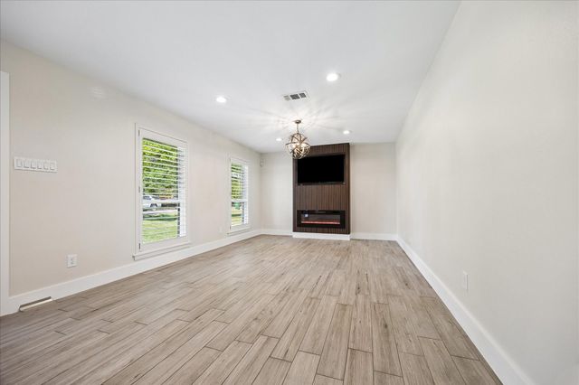 1722 Crownover Road, Houston, TX 77080