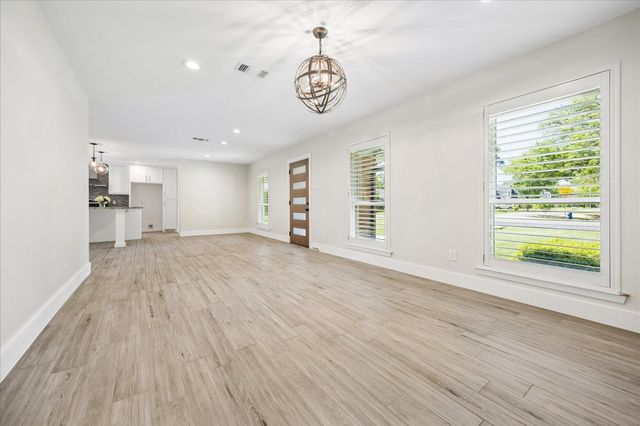 1722 Crownover Road, Houston, TX 77080