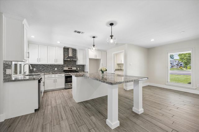 1722 Crownover Road, Houston, TX 77080