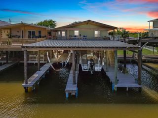 518 Marine Way, Freeport, TX 77541