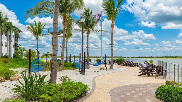 1808 FENDER LANE, Sarasota, FL 34240