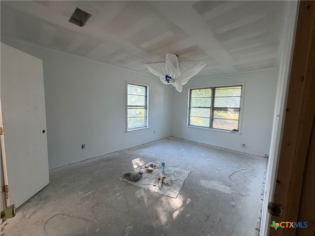 111 Four Feathers, Whitney, TX 76692