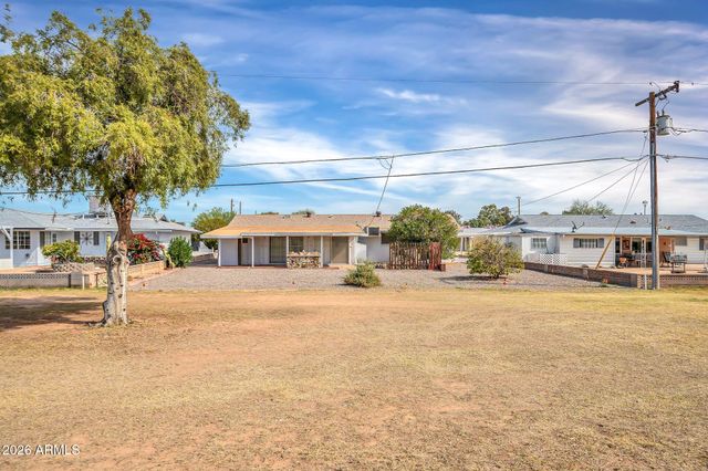 11622 N DESERT HILLS Drive W, Sun City, AZ 85351