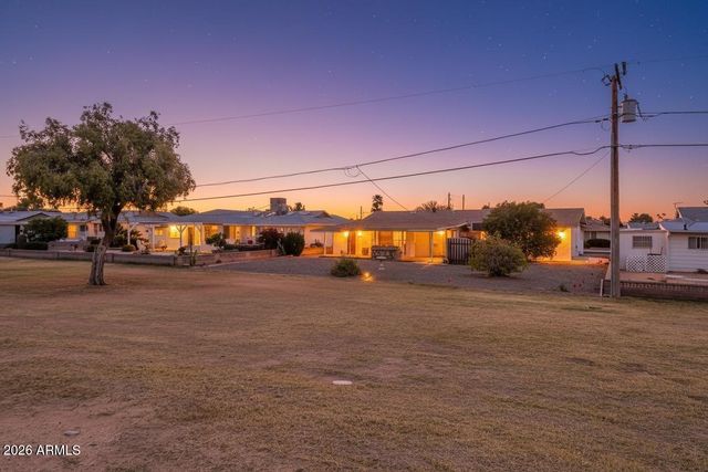 11622 N DESERT HILLS Drive W, Sun City, AZ 85351