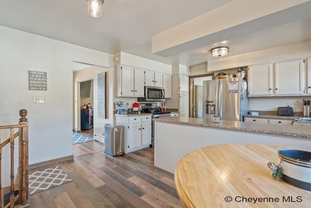 7209 HAWTHORNE DR, Cheyenne, WY 82009