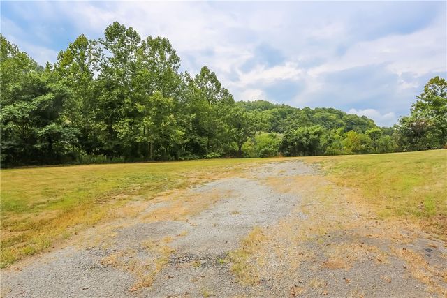 000 Mount Nebo Rd, Ohio Twp, PA 15237