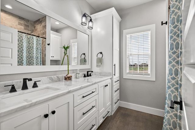 18244 County Road 4001, Mabank, TX 75147