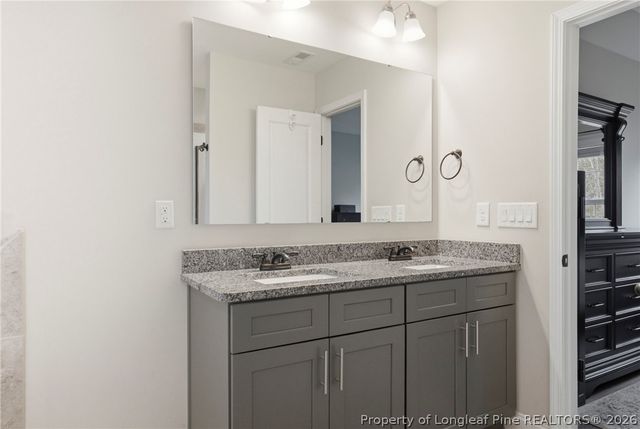 240 Meherrin Loop, Raeford, NC 28376