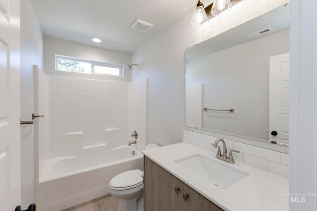 9400 W Cosmic St, Nampa, ID 83687