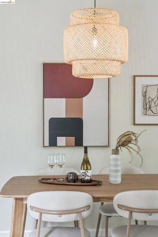 61 Glashaus Loop, Emeryville, CA 94608