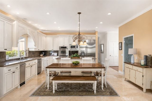 22187 Westcliff, Mission Viejo, CA 92692