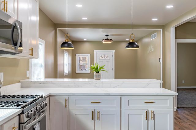 1047 Arizona Street, Gary, IN 46403