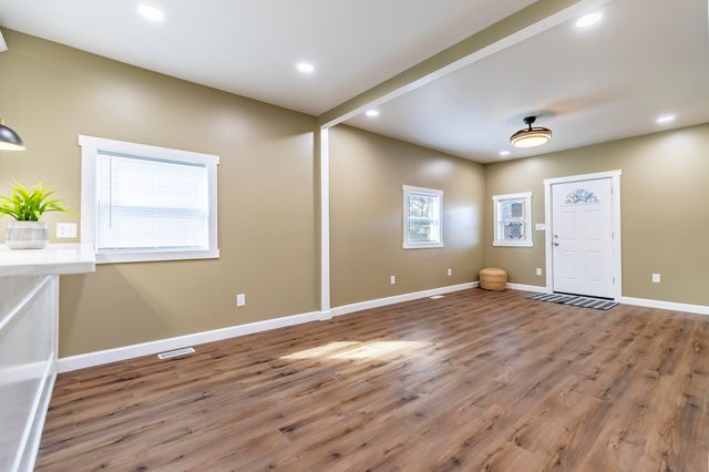 1047 Arizona Street, Gary, IN 46403