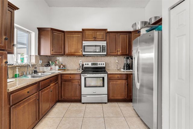 18230 SW 143rd Ct, Miami, FL 33177