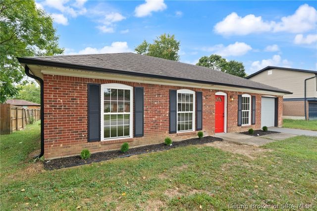 1020 Cottonwood Drive, Clarksville, IN 47129