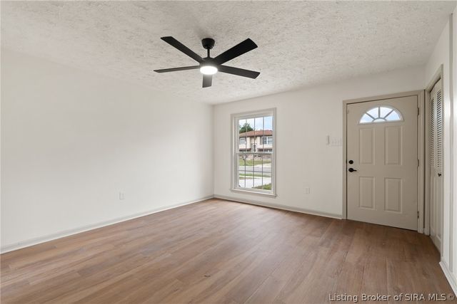 1020 Cottonwood Drive, Clarksville, IN 47129