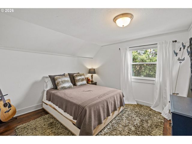 1304 Ne 51ST Ave, Portland, OR 97213