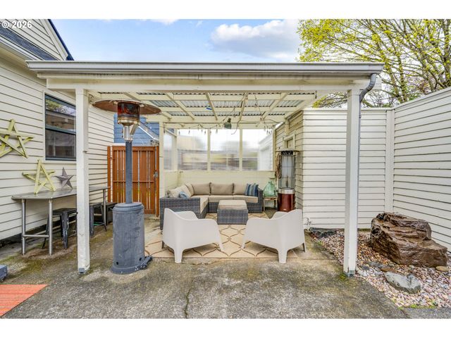 1304 Ne 51ST Ave, Portland, OR 97213