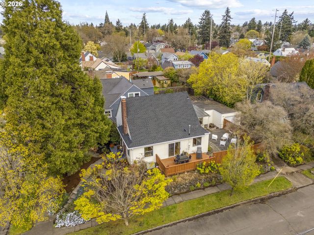 1304 Ne 51ST Ave, Portland, OR 97213