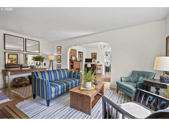 1304 Ne 51ST Ave, Portland, OR 97213