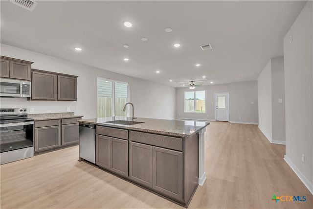 209 State Loop, Troy, TX 76579