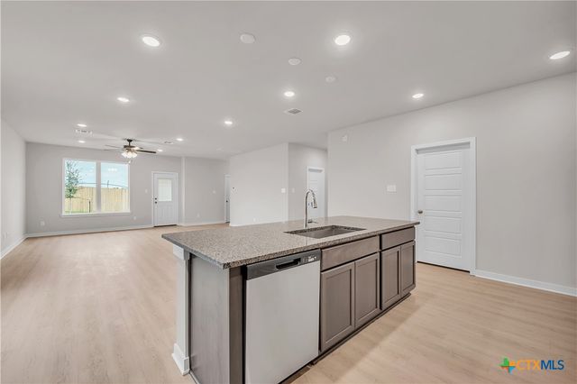 209 State Loop, Troy, TX 76579