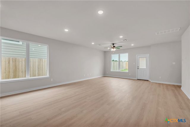 209 State Loop, Troy, TX 76579