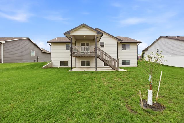 10514 W Wilkinson, Maize, KS 67101