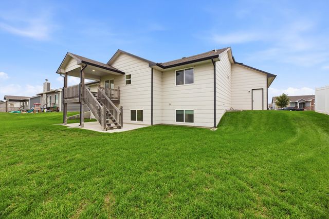10514 W Wilkinson, Maize, KS 67101