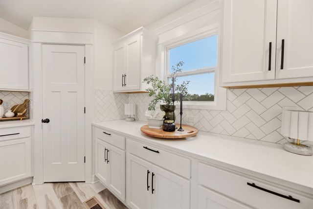 10514 W Wilkinson, Maize, KS 67101