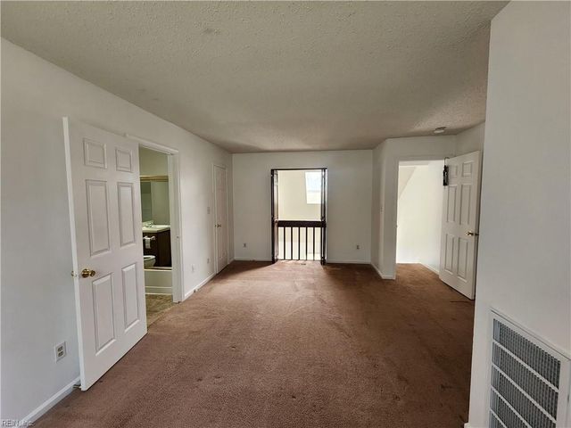 1816 Carrollwood CMN, Chesapeake, VA 23320